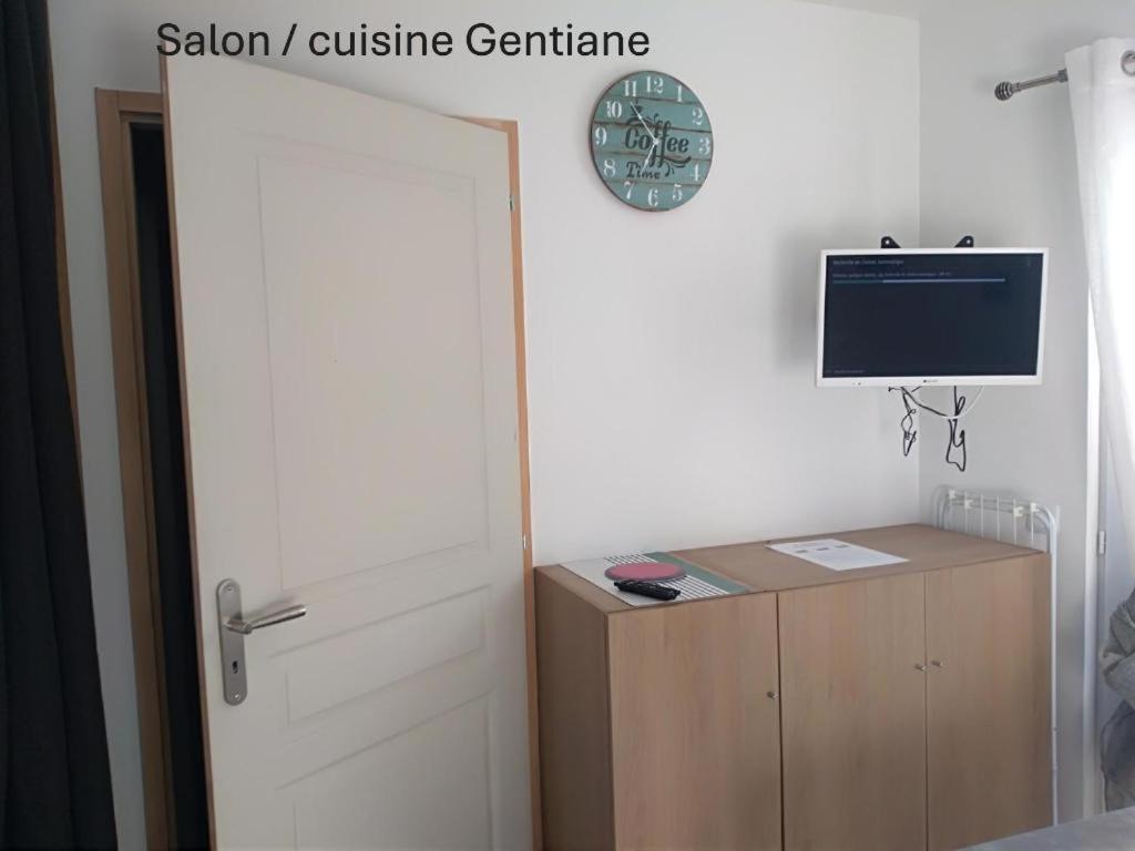 Le Relais Charraud Appartement Le Mont-Dore Buitenkant foto